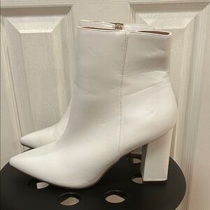 Madden Girl Ankle Boots Size 10